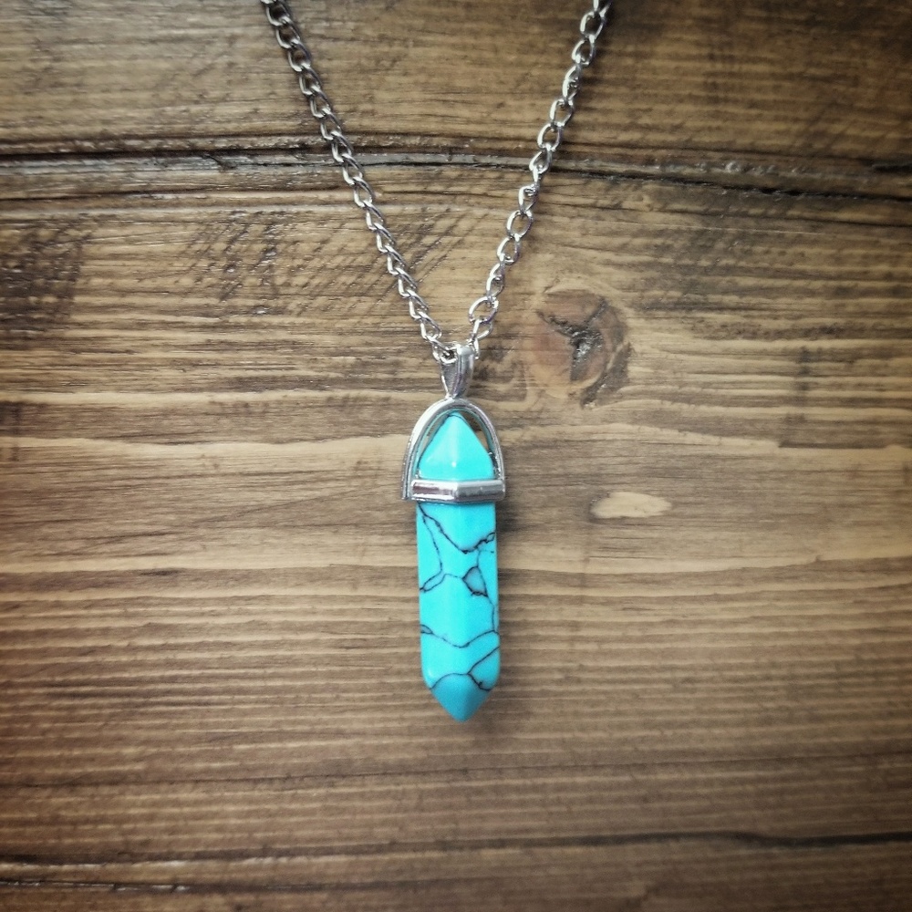 16" Turquoise pendant necklace *sold locally*